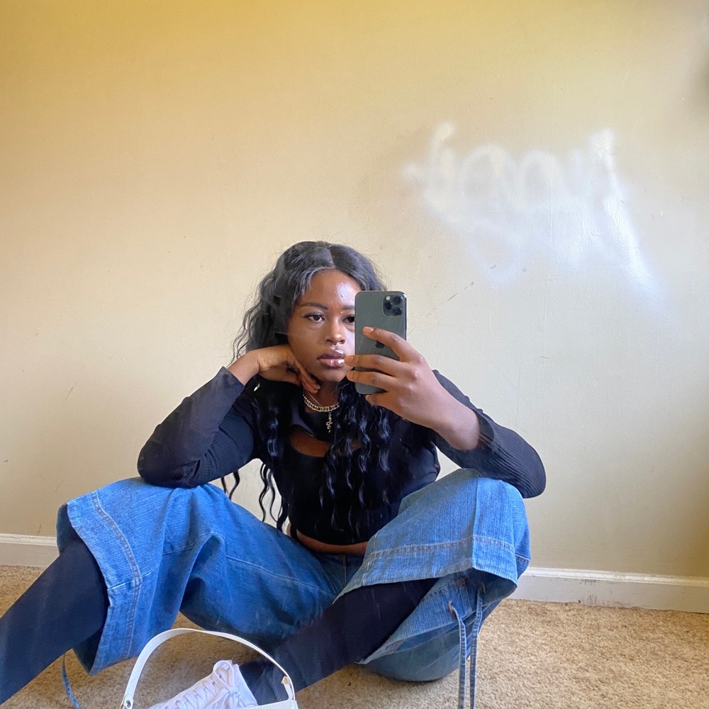 Flared 90s jeans